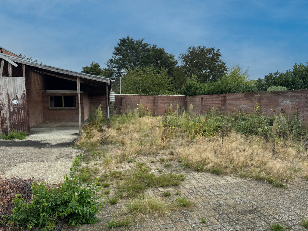 Hoefstraat 15, HEESCH