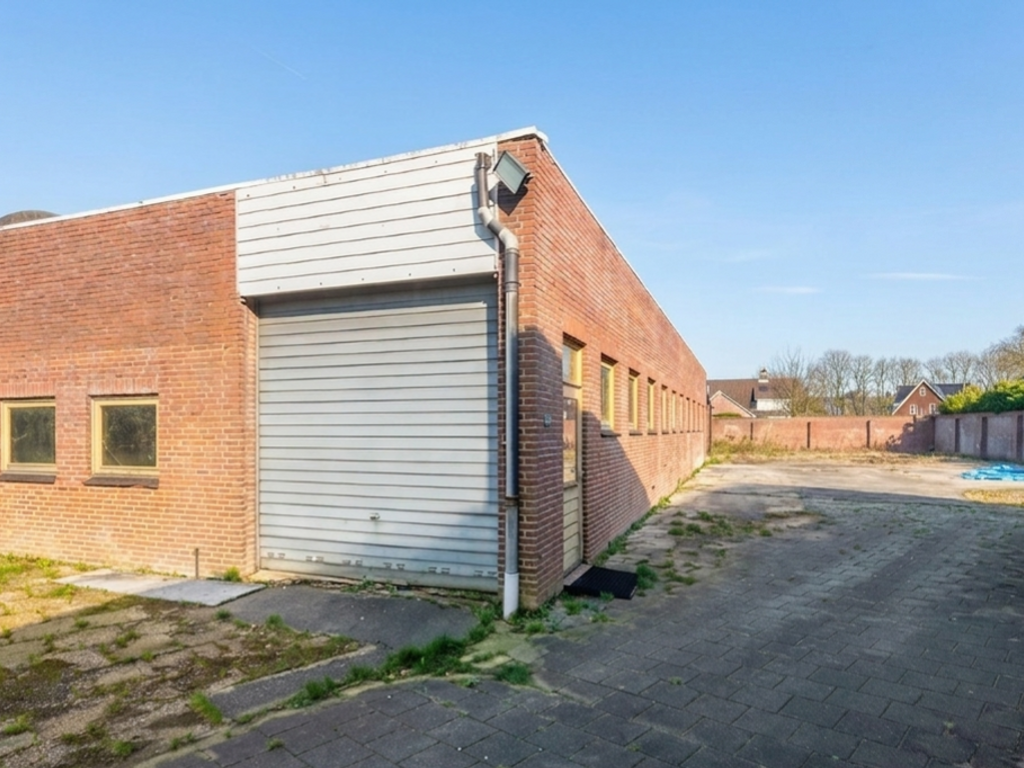 Hoefstraat 15, HEESCH