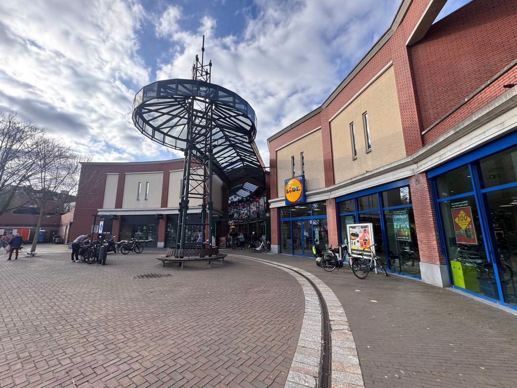 De Kerverij 24-26, VALKENSWAARD