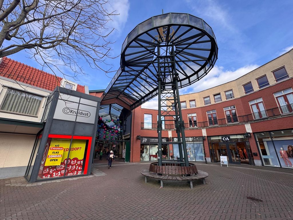 De Kerverij 24-26, VALKENSWAARD