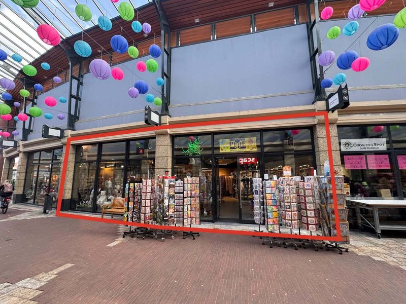 De Kerverij 24-26, VALKENSWAARD