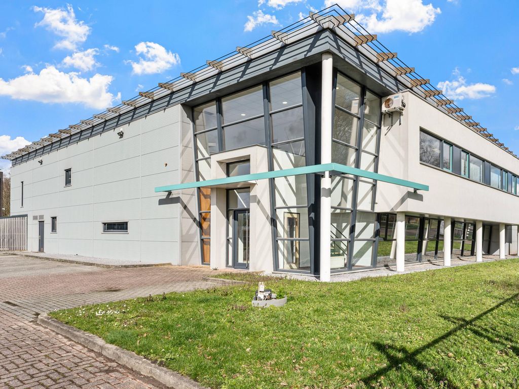 Vlamovenweg 20, HELMOND