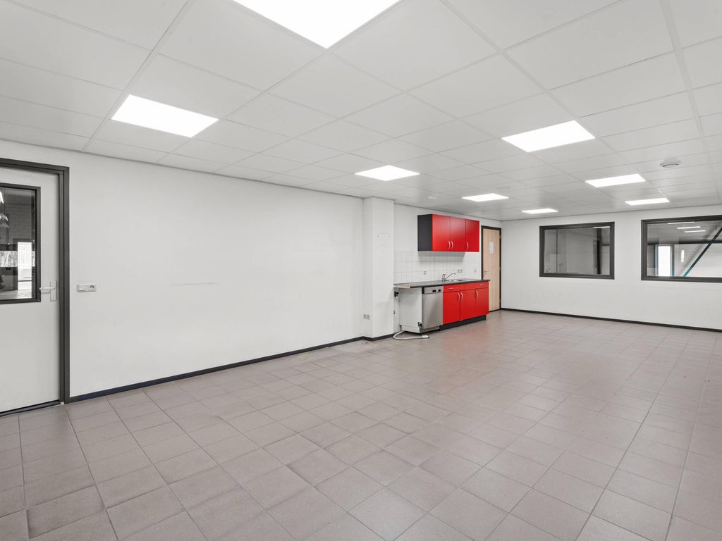 Vlamovenweg 20, HELMOND