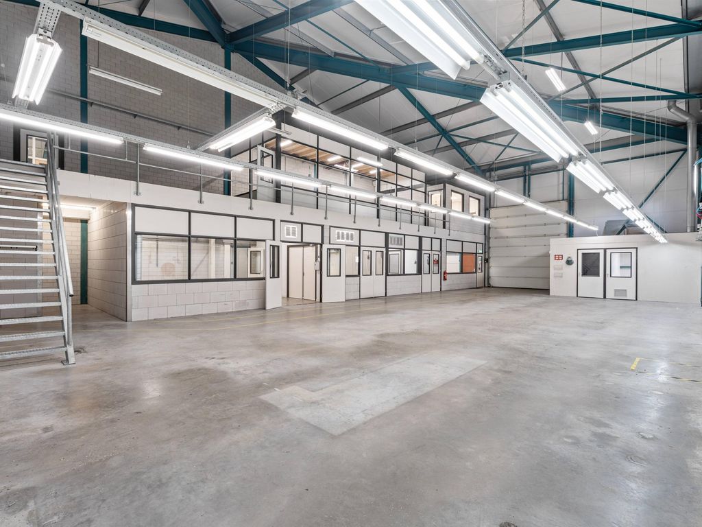 Vlamovenweg 20, HELMOND