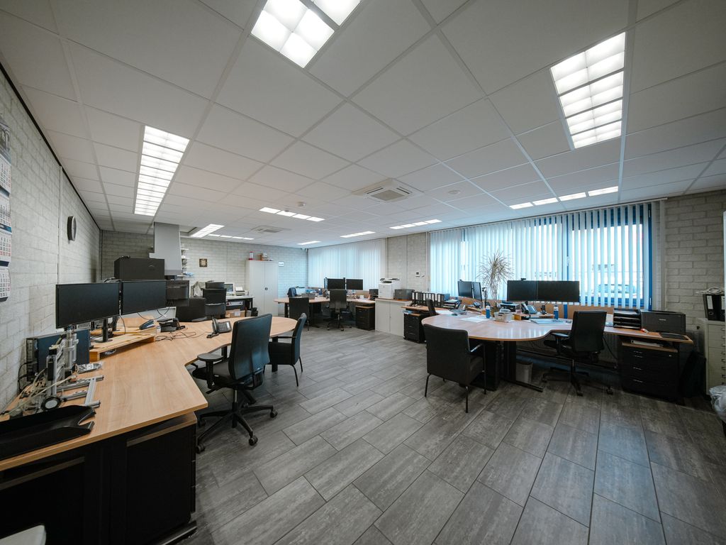 Waterbeemd 1, Helmond