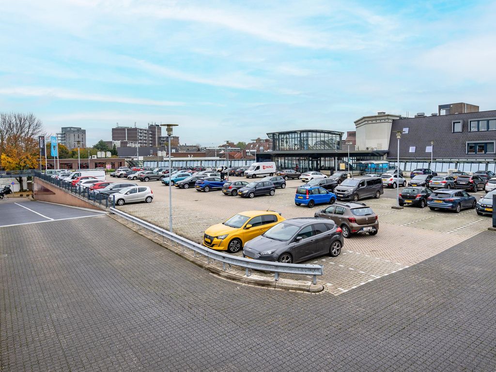 Muntpassage 71, Weert