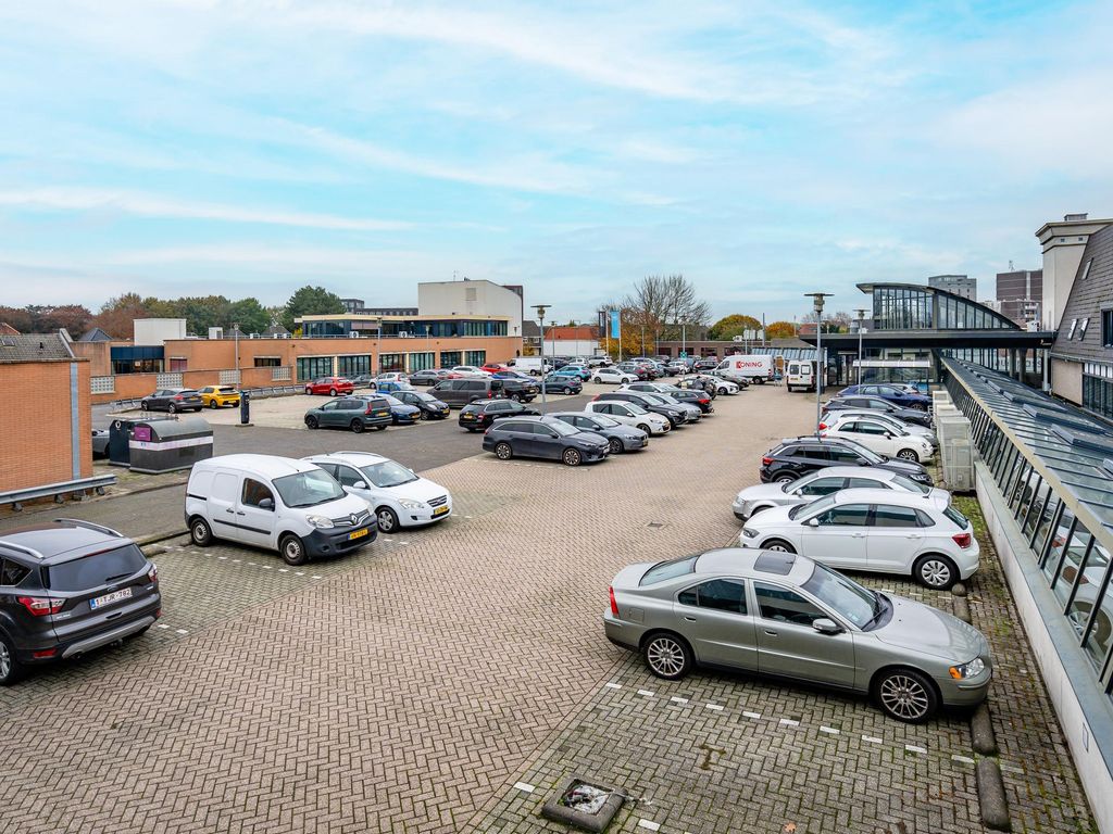 Muntpassage 71, Weert