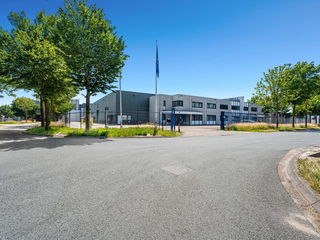 Waterbeemd 1, HELMOND