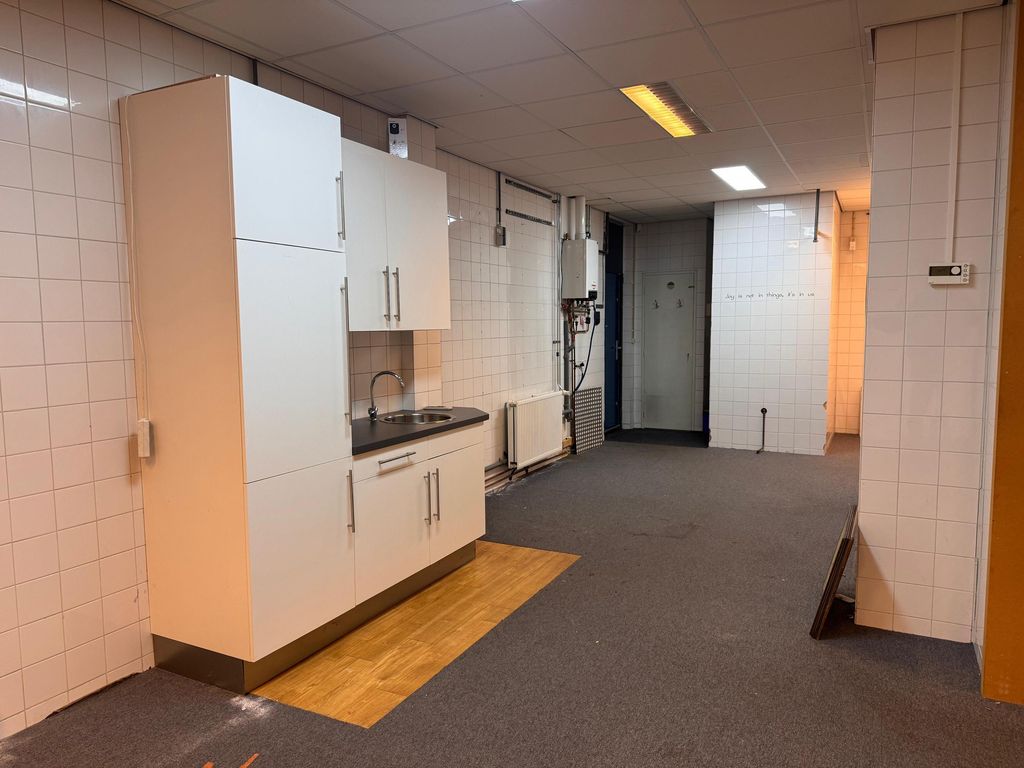 Meiveld 158, VELDHOVEN