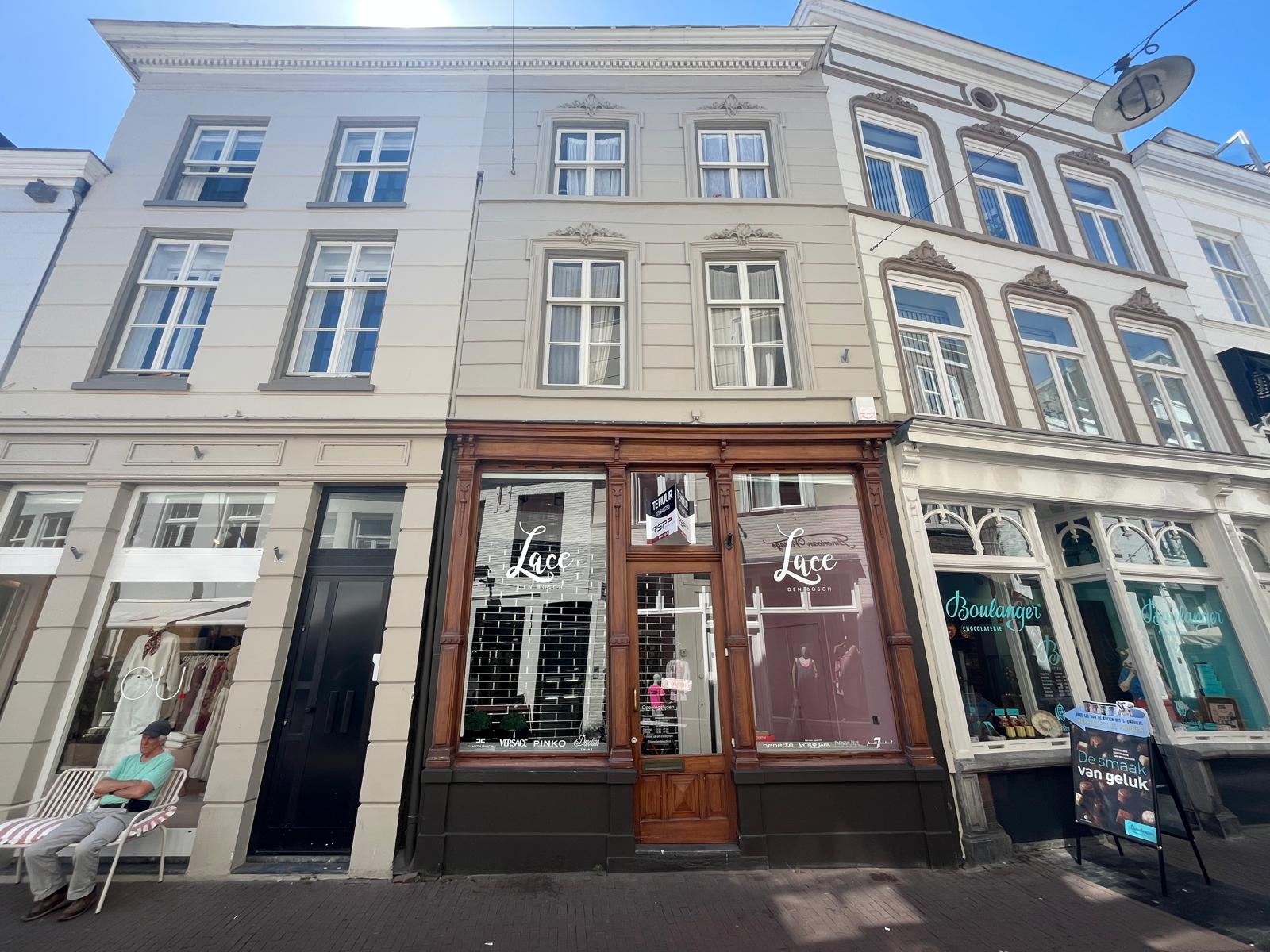 Kolperstraat 23