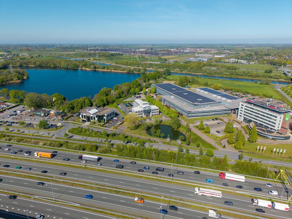 Burgemeester Burgerslaan 42, Rosmalen