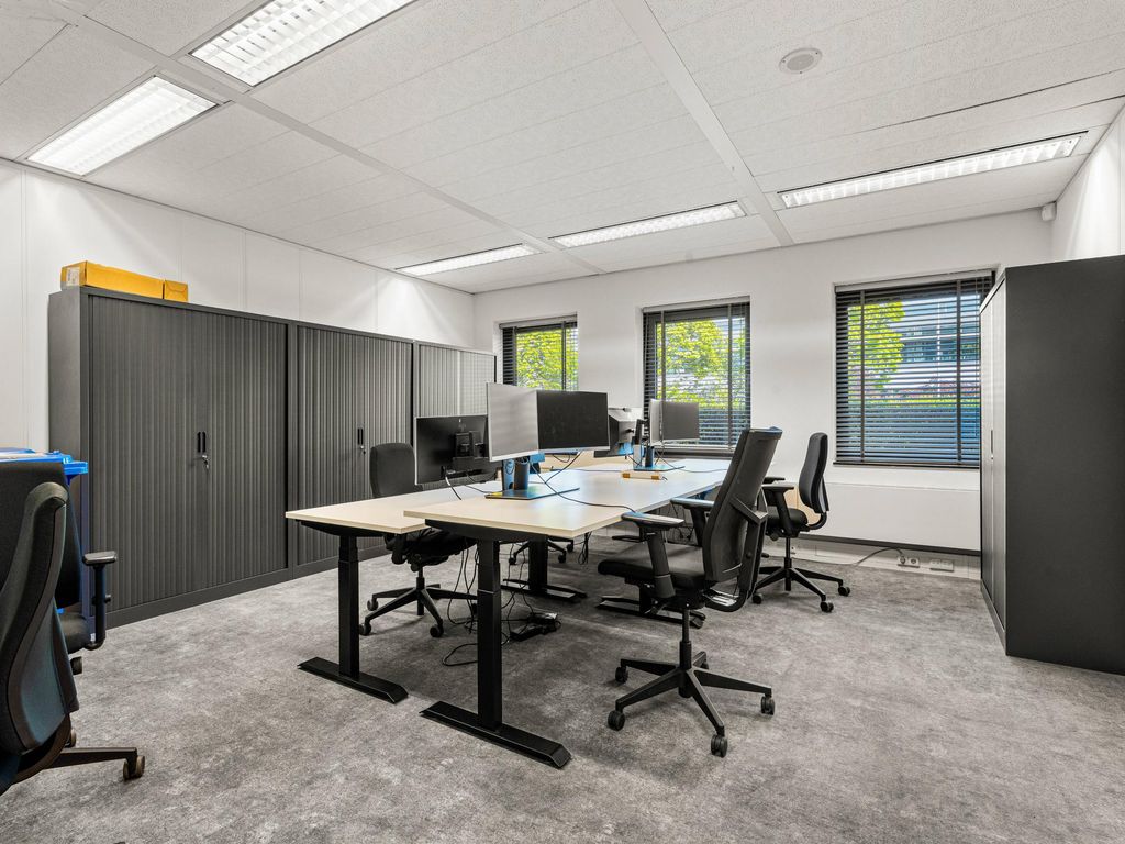 Burgemeester Burgerslaan 42, Rosmalen