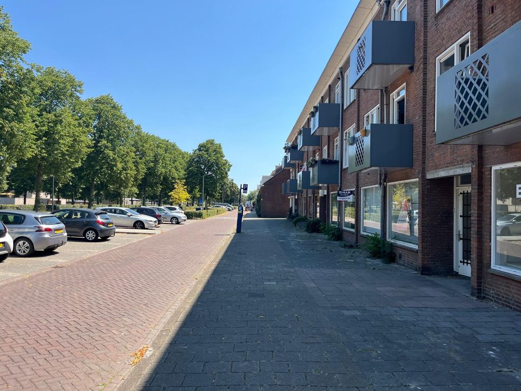 Van Veldekekade 6, 'S-Hertogenbosch