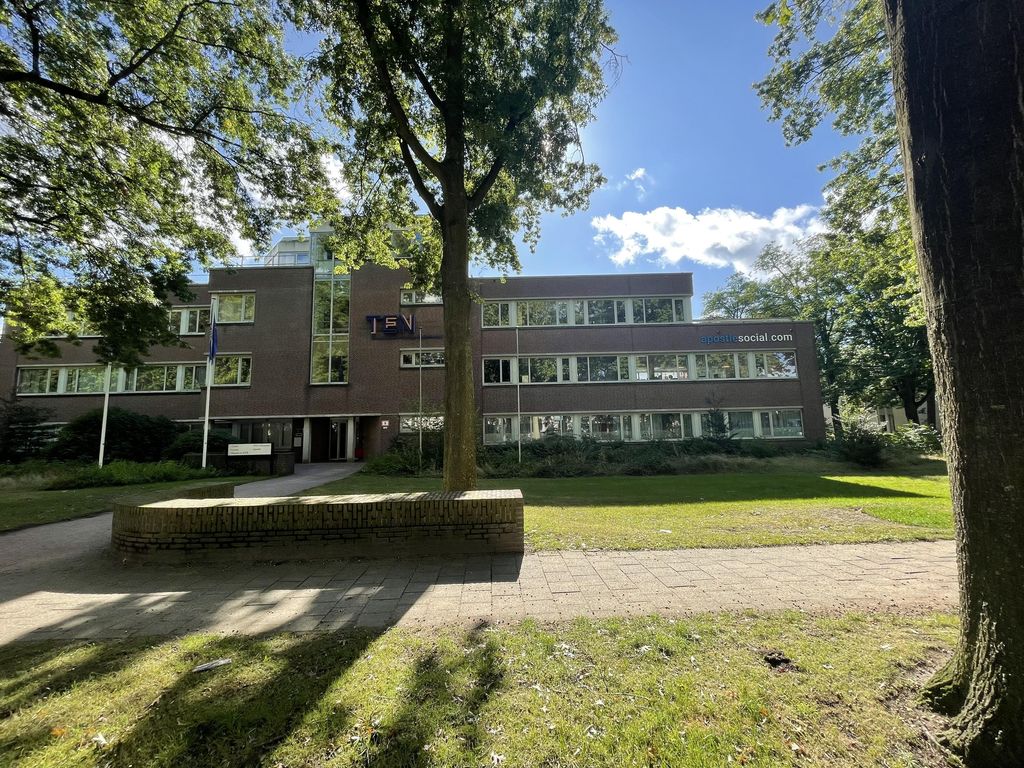 Raadhuislaan 4, Oss