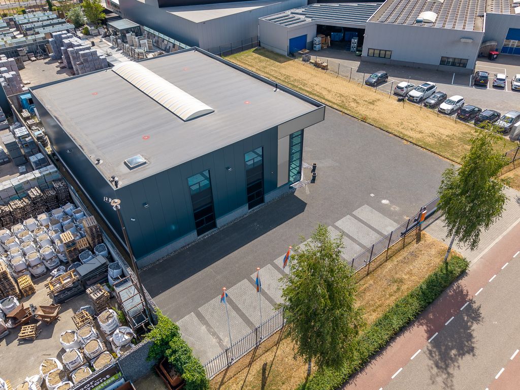 Mandenmakerstraat 5, Uden