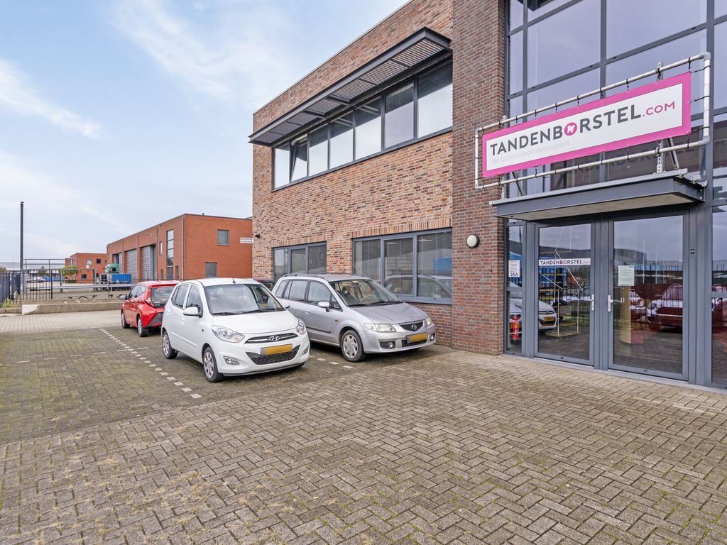 Ketelmeer 25, Oss