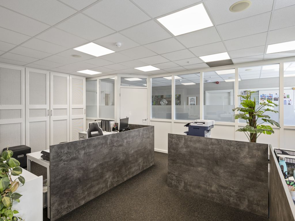 Koperslagerstraat 11, Uden