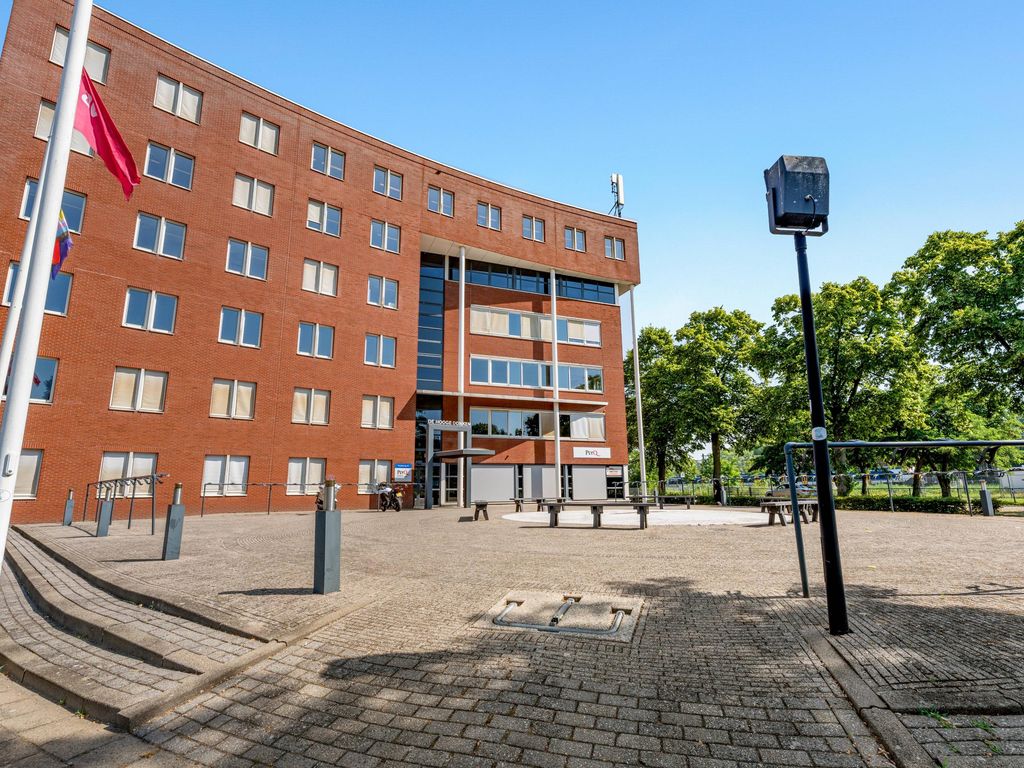 Parallelweg 64, 'S-Hertogenbosch