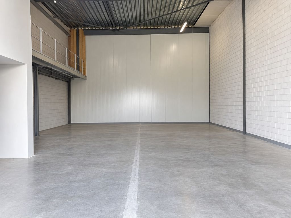 Drontermeer 4B, OSS