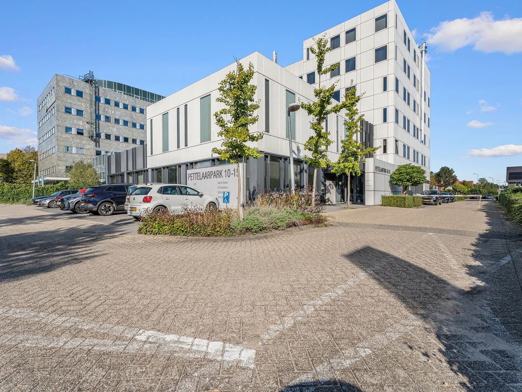 Pettelaarpark 10-15, 's-Hertogenbosch