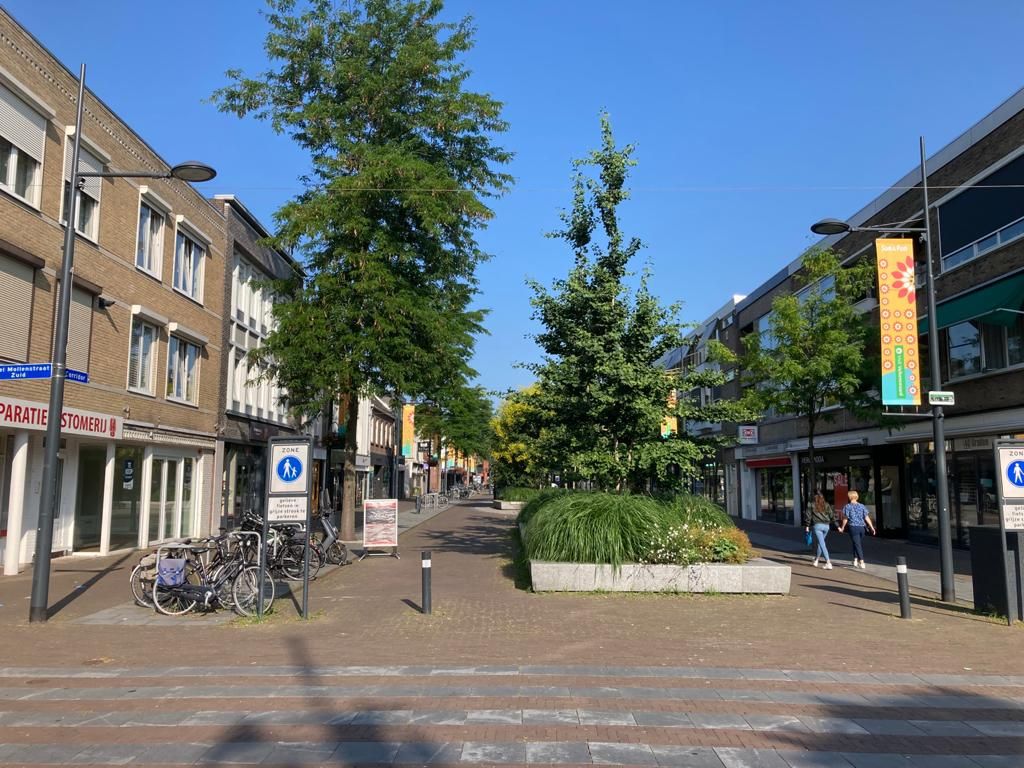 Corridor 11, VALKENSWAARD