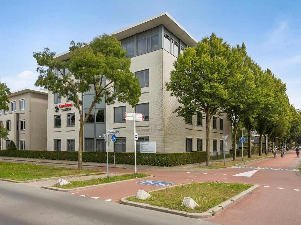 Wethouder van Eschstraat 64, OSS