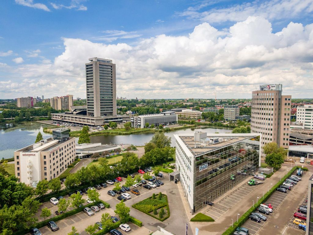 Pettelaarpark 80, 'S-Hertogenbosch