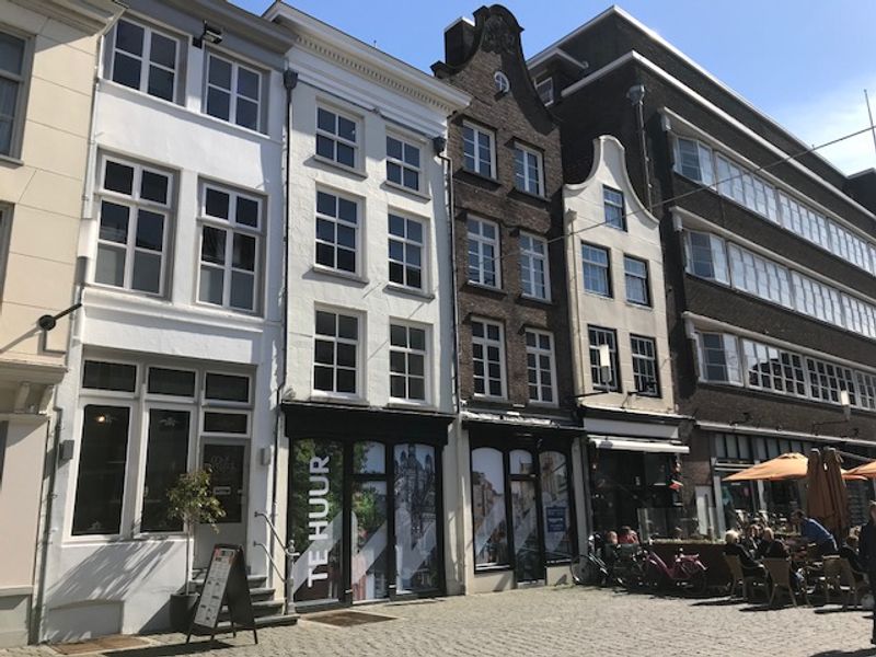 Pensmarkt 7-11, 'S-HERTOGENBOSCH