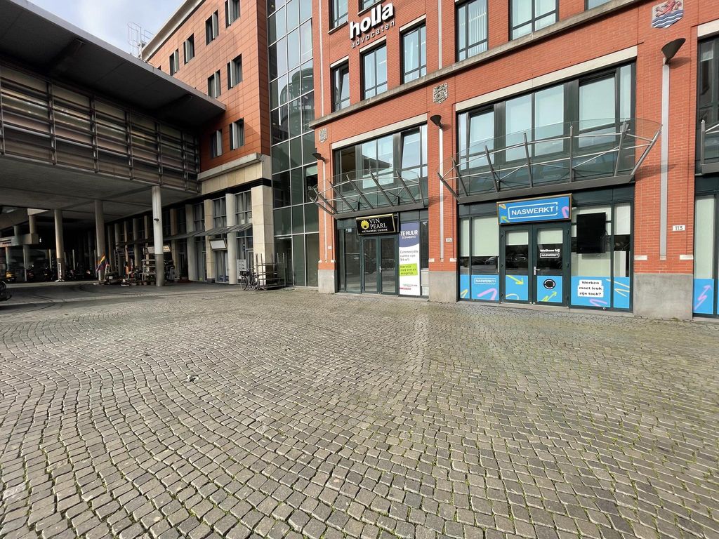 Stationsplein 117, 'S-Hertogenbosch