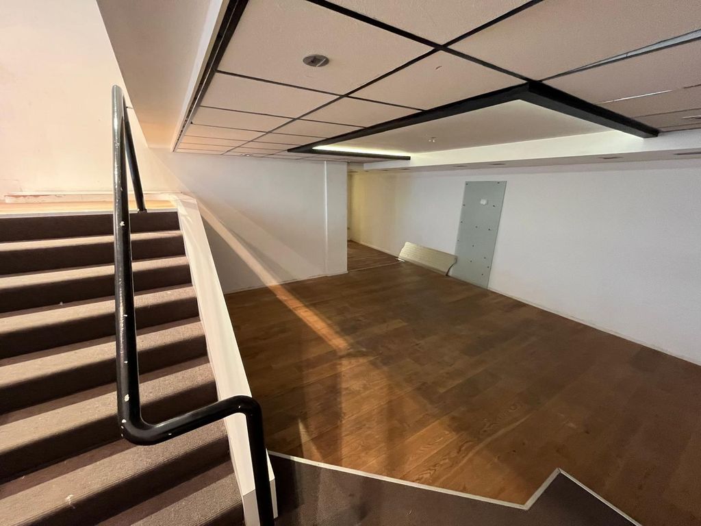 Stadhuisplein 339, Tilburg