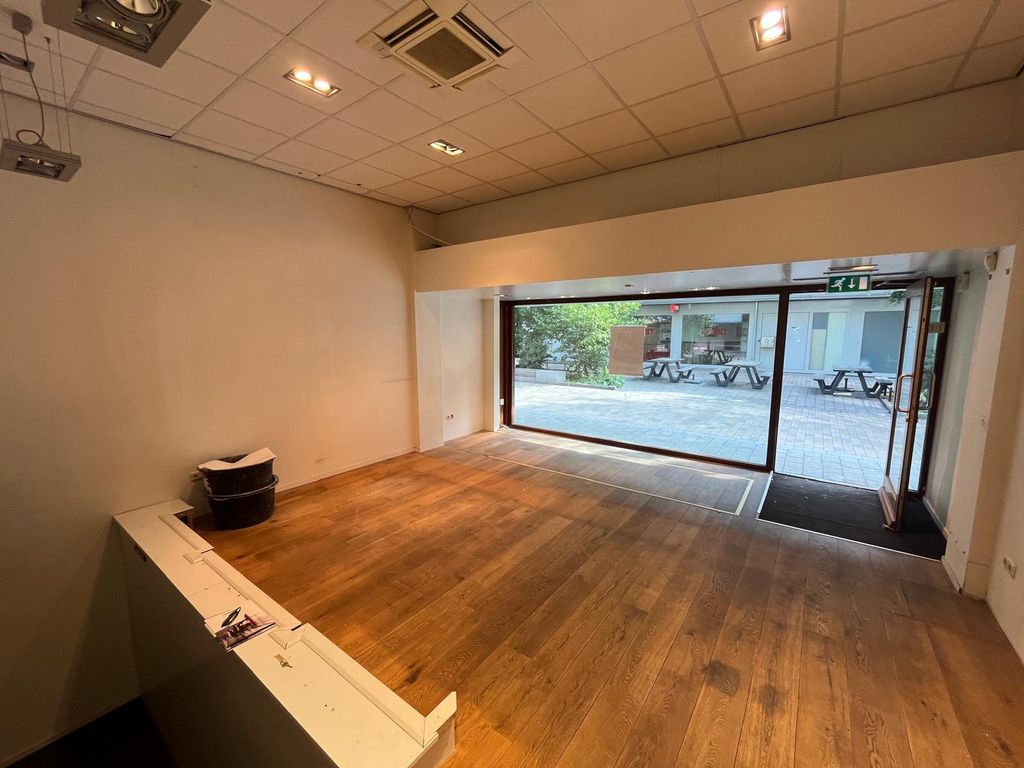 Stadhuisplein 339, Tilburg