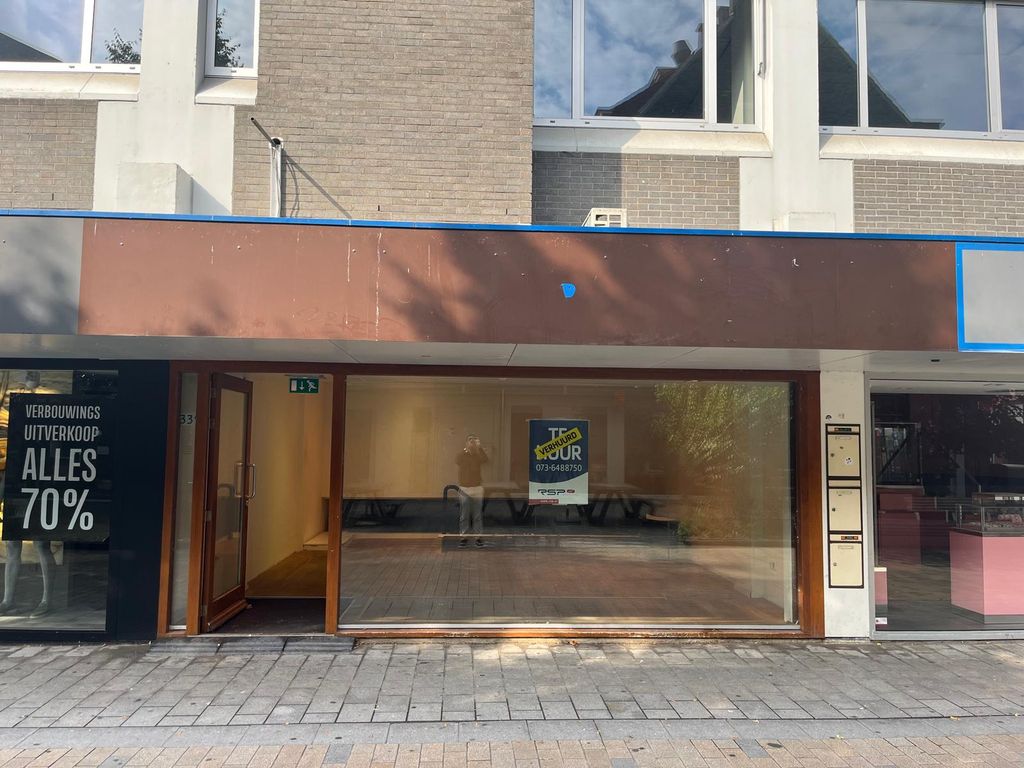 Stadhuisplein 339, Tilburg