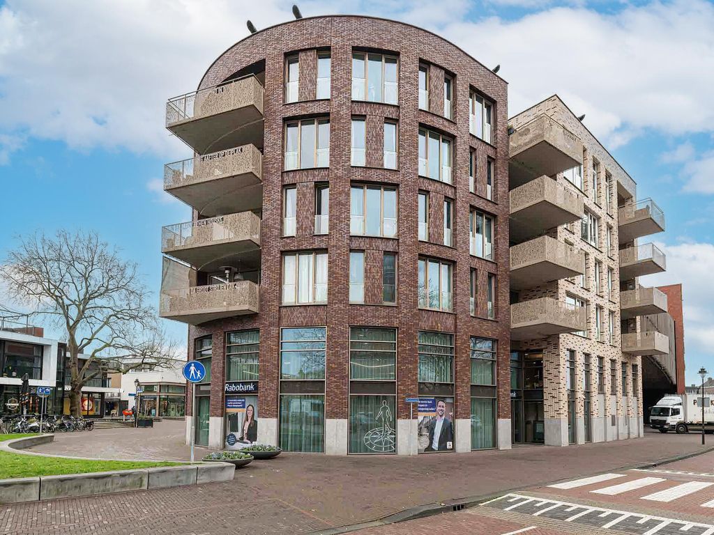 Promenade 75, Uden