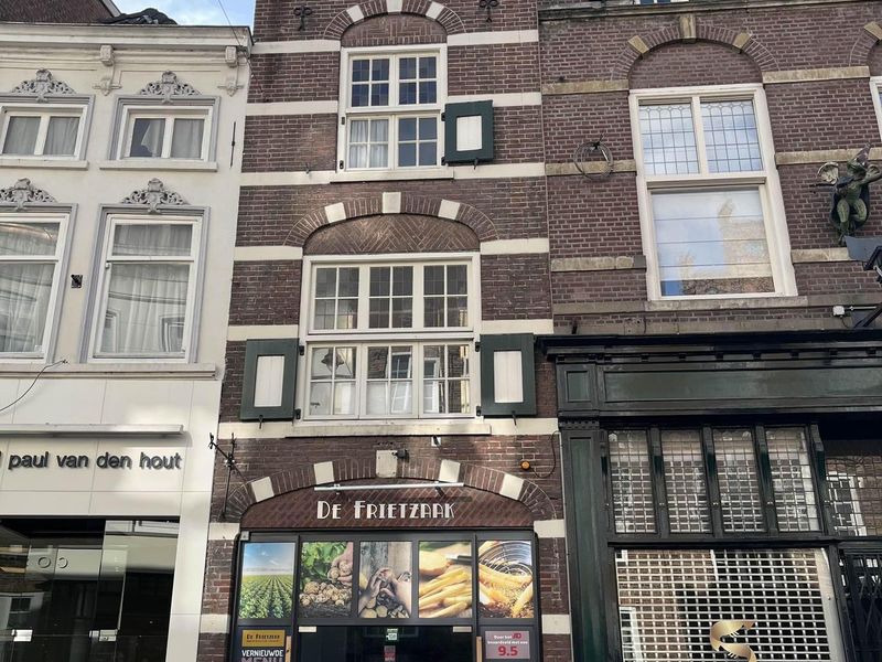 Hooge Steenweg 30, 'S-Hertogenbosch