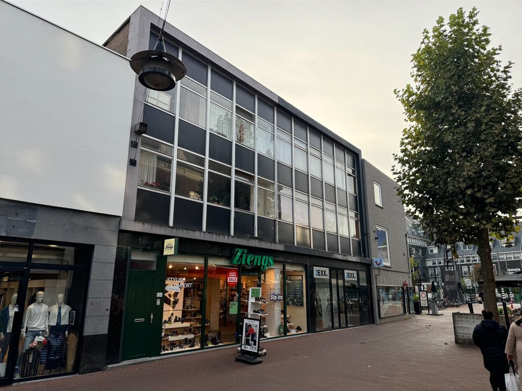 Veestraat 55, HELMOND