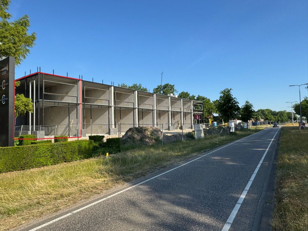 Industrielaan 77, OSS