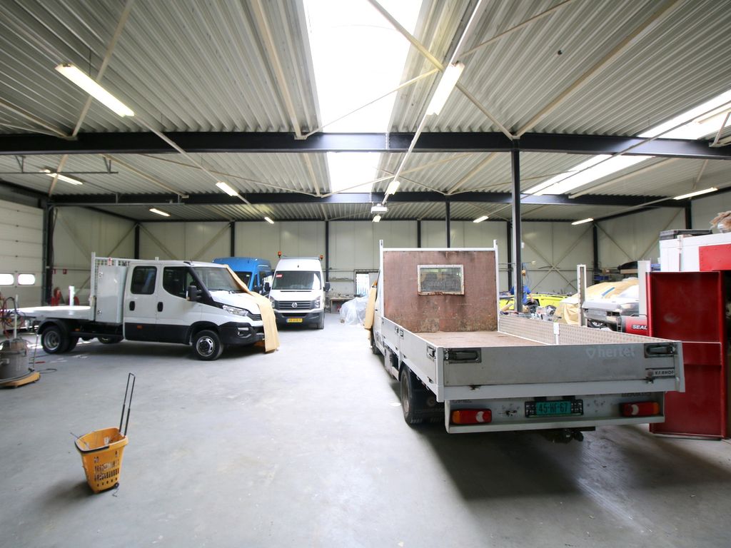 Ringweistraat 10, Waardenburg
