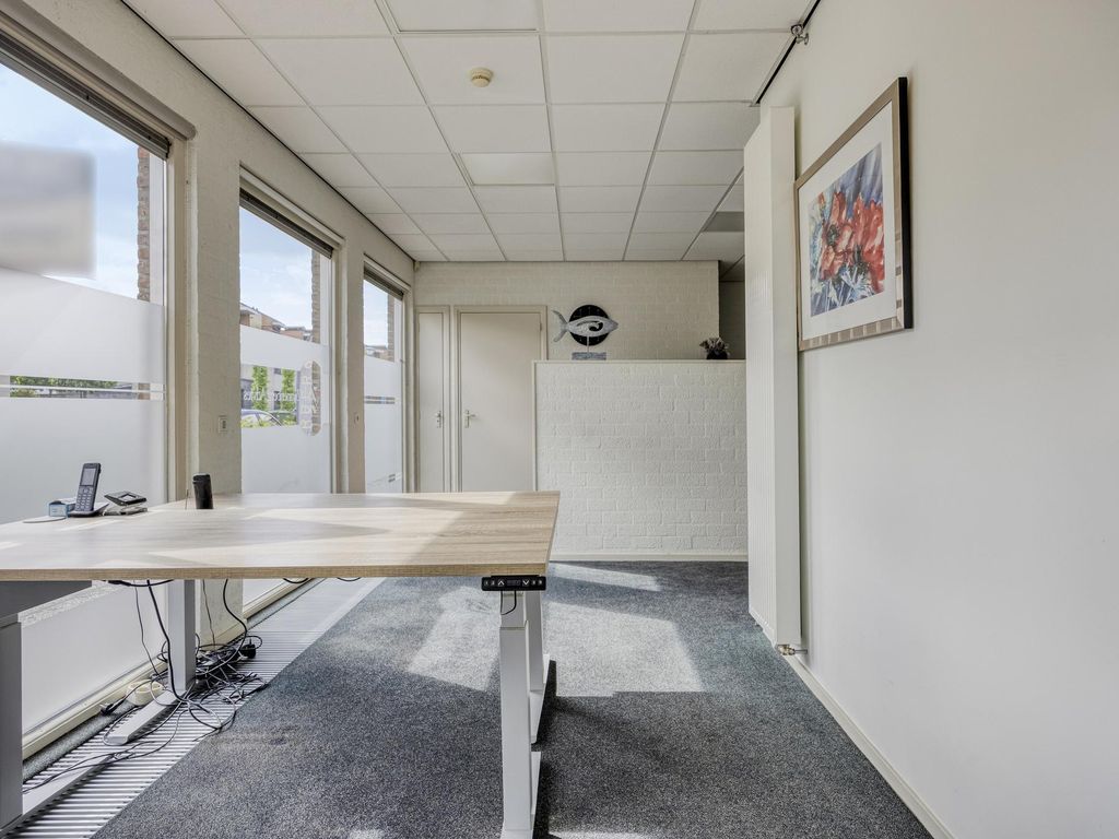 't Dorp 103, HEESCH