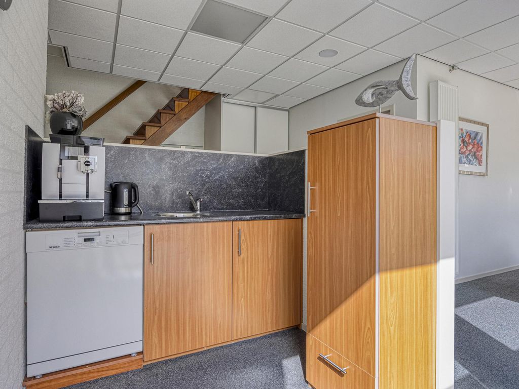 't Dorp 103, HEESCH