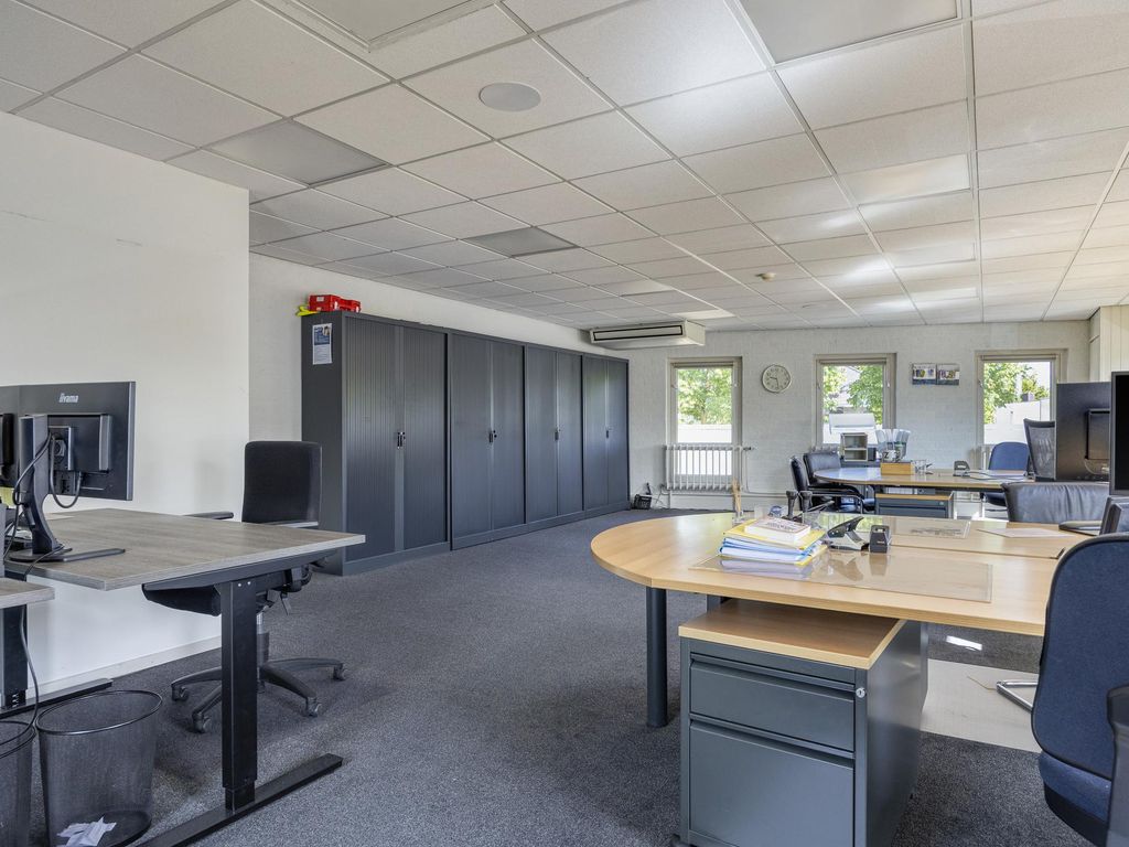 't Dorp 103, HEESCH
