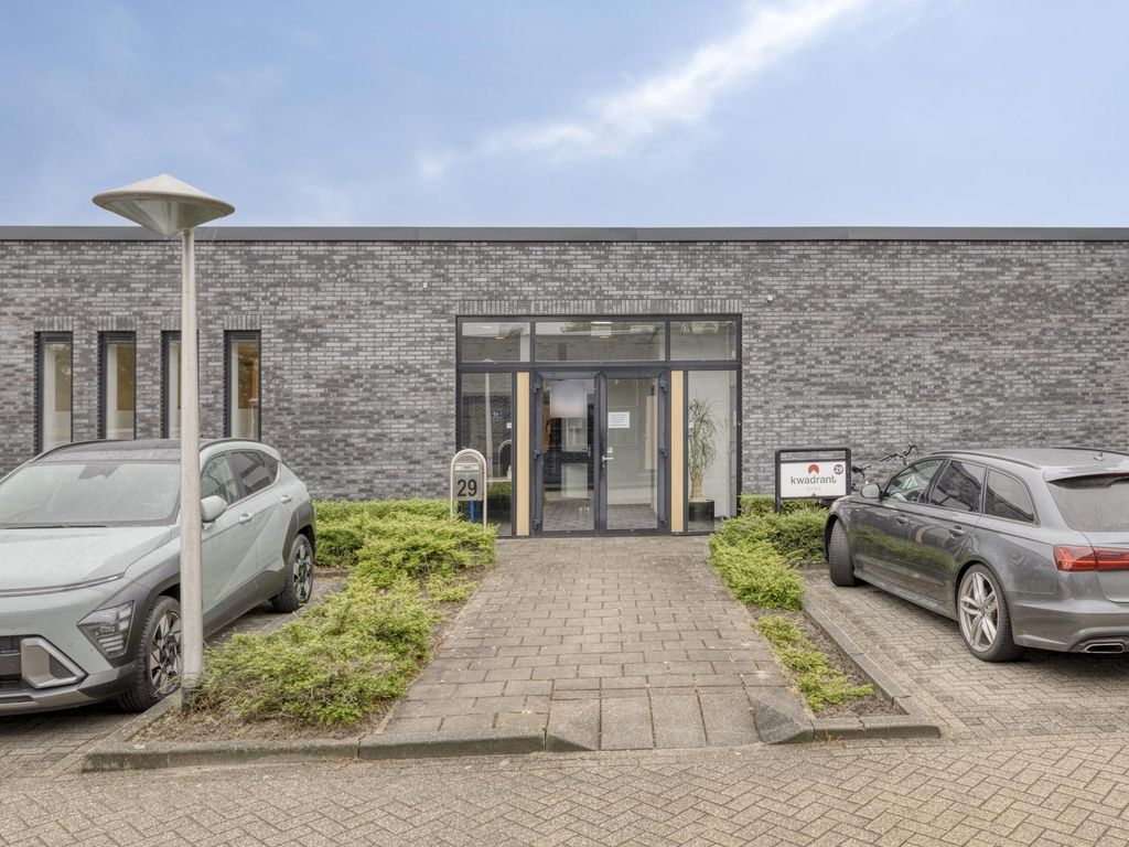 Pater van den Elsenlaan 29, VEGHEL