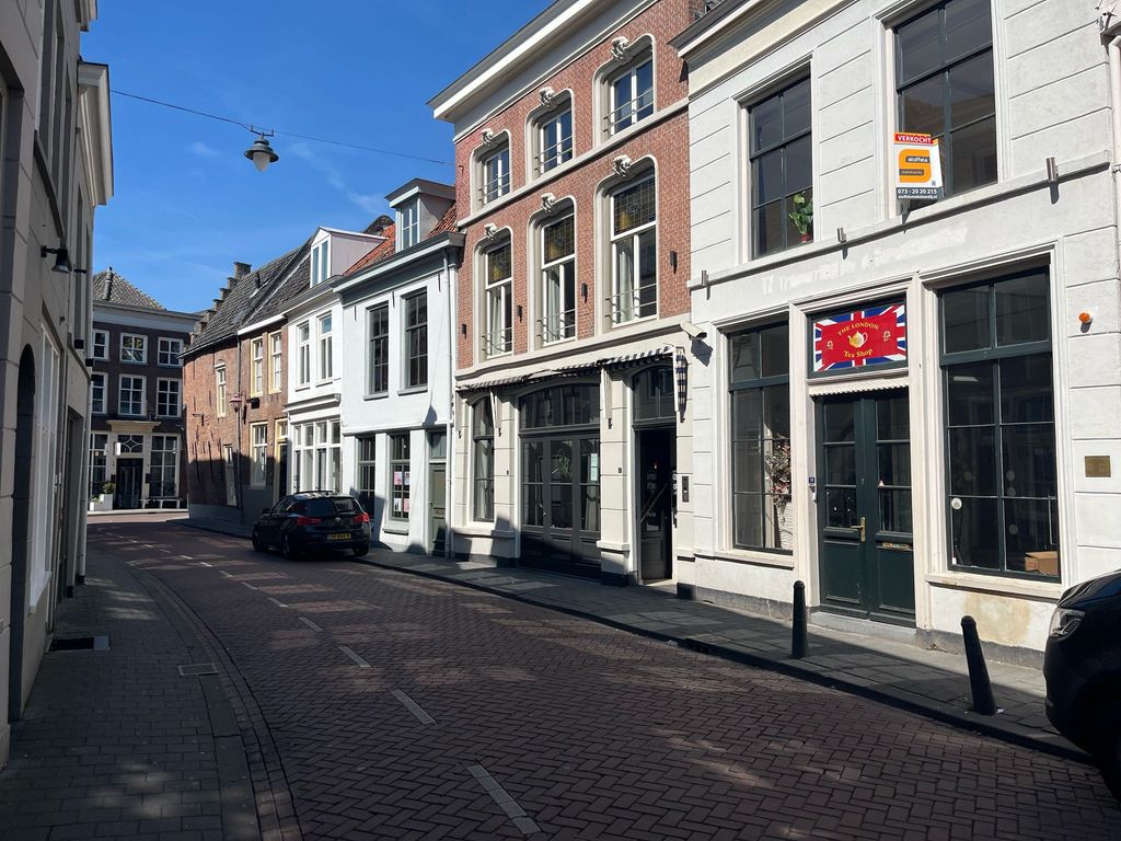 Lange Putstraat 14, 'S-Hertogenbosch
