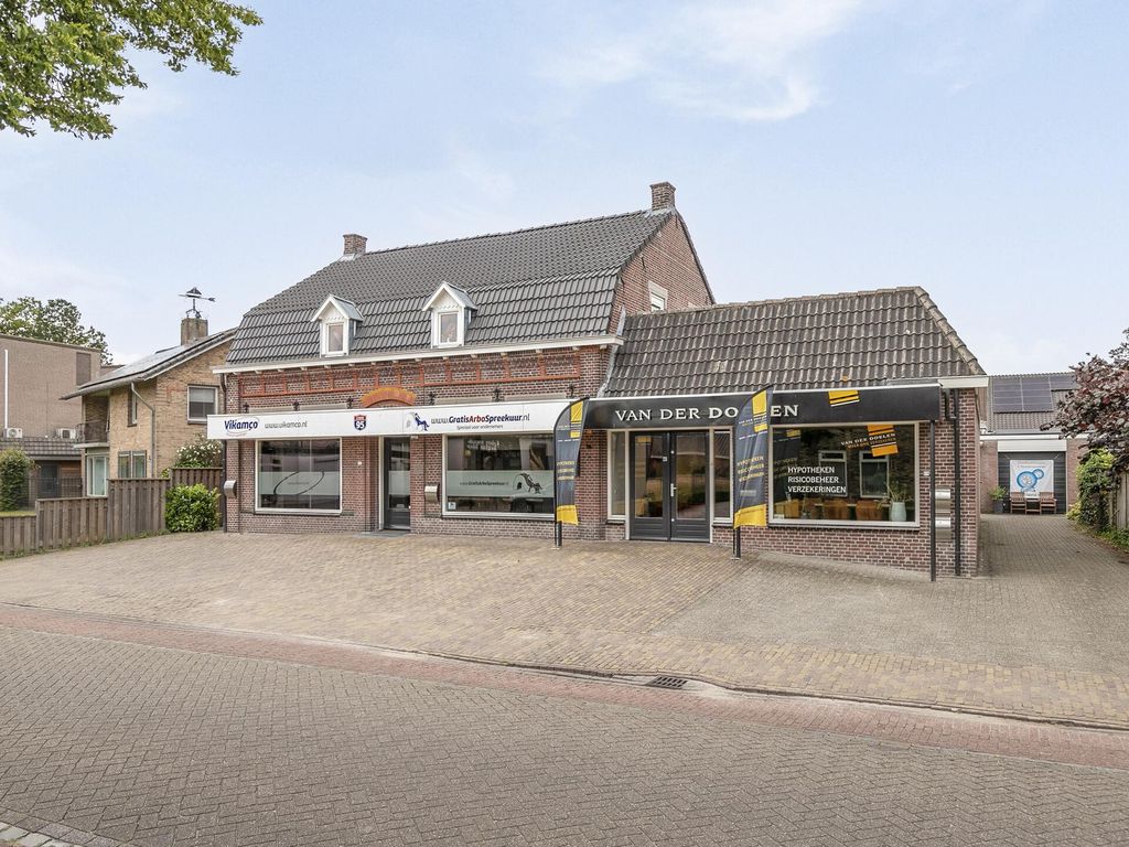 Laar 63a, NISTELRODE
