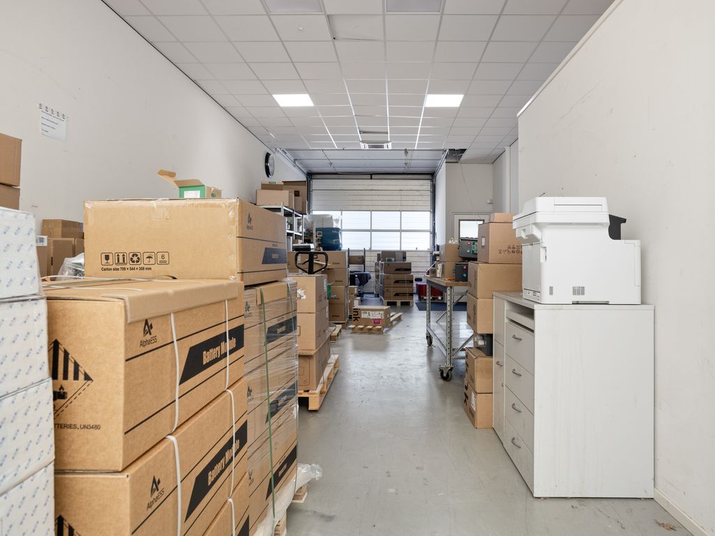 Ambachtsweg 16, BEST