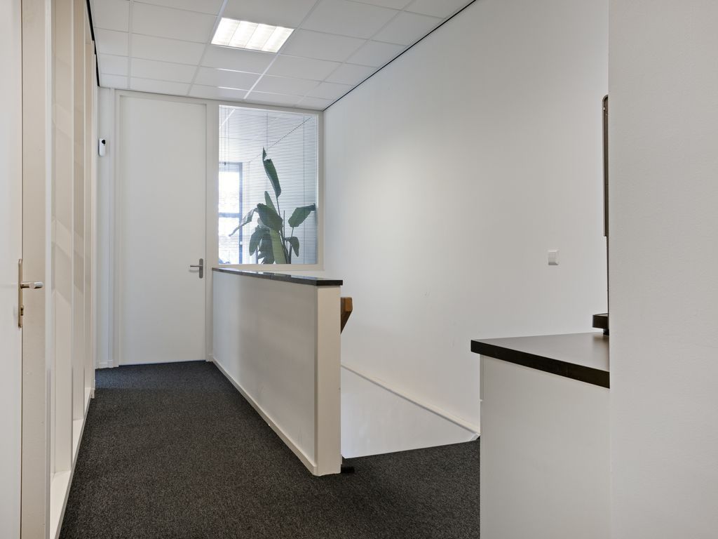 Ambachtsweg 16, BEST