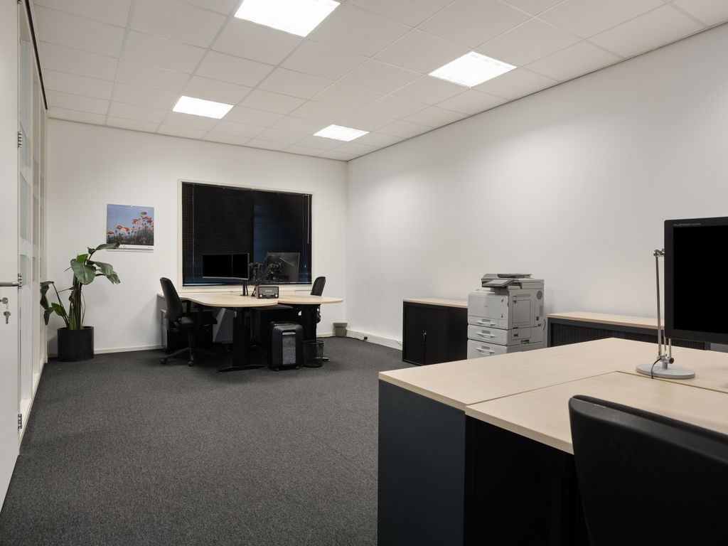 Ambachtsweg 16, BEST