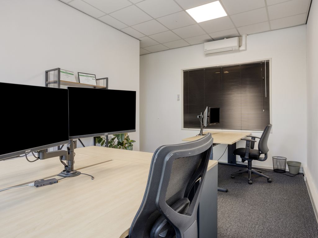 Ambachtsweg 16, BEST