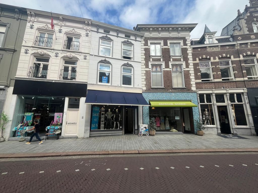 Vughterstraat 37, 'S-HERTOGENBOSCH