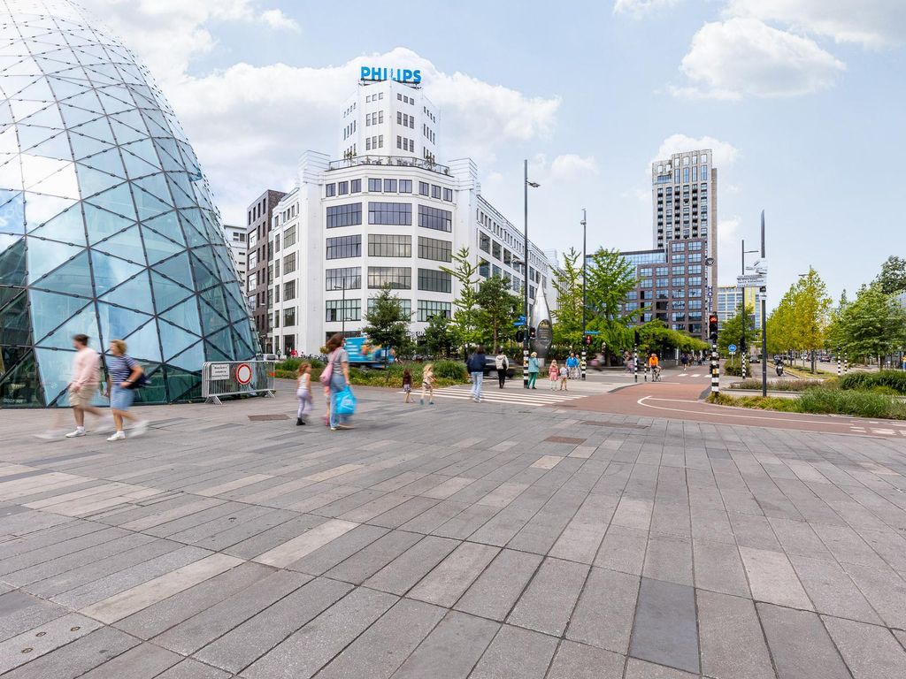 Lichttoren 340, EINDHOVEN