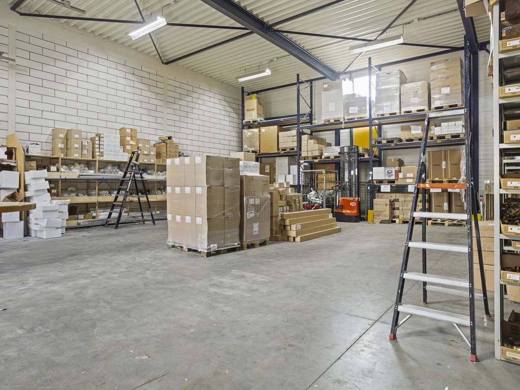 De Amert 304B, VEGHEL